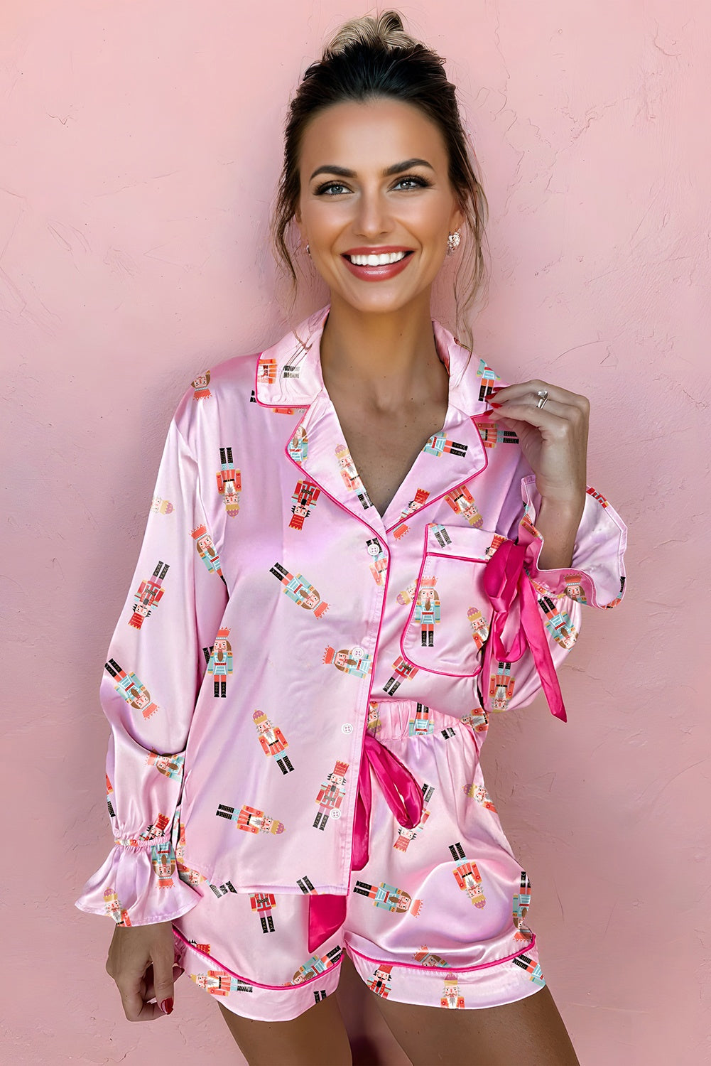 Beige Nutcracker Print Contrast Trim Tied up Bow Silky 2pcs Pajama Set